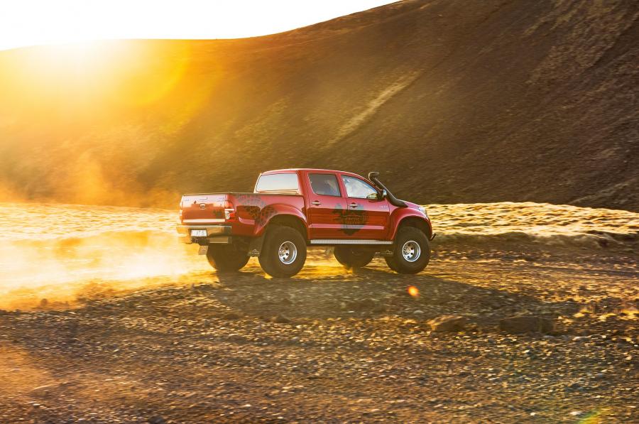  Arctic Trucks Toyota Hilux Double Cab AT38 2011 года  (фото 11 из 18)